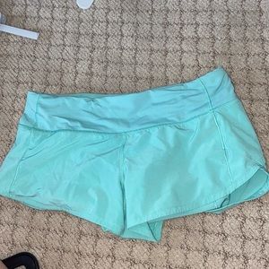 NOT SOLD ANYMORE!! Lululemon speed up short 2.5 shorts size 4